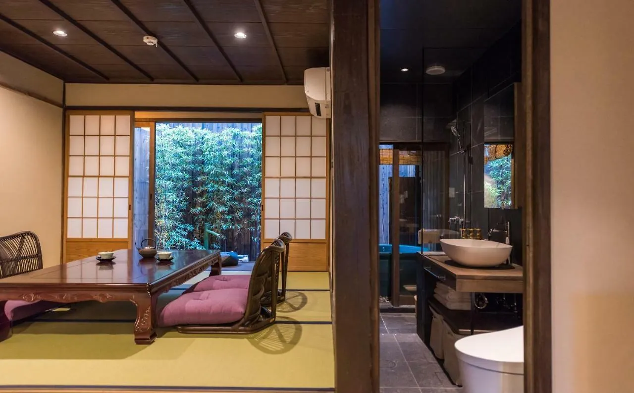 Guesthouse-Hana・ Bamboo House Kyoto Holiday home